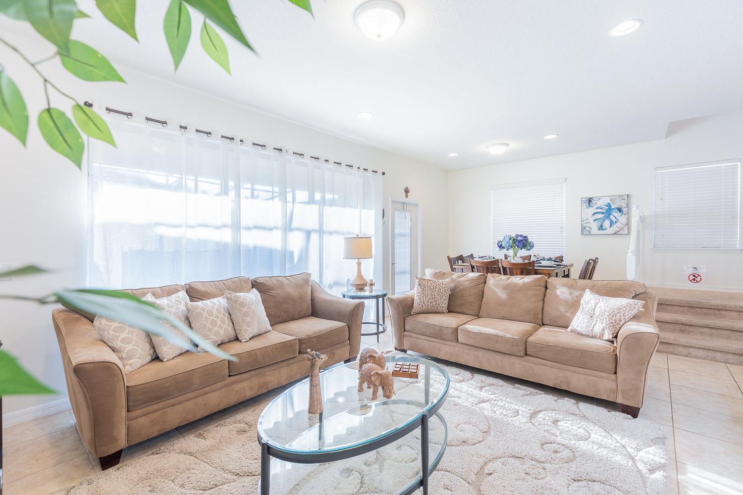 Cozy 5 Bed, Wonderful Clubhouse, Close To Kissimmee